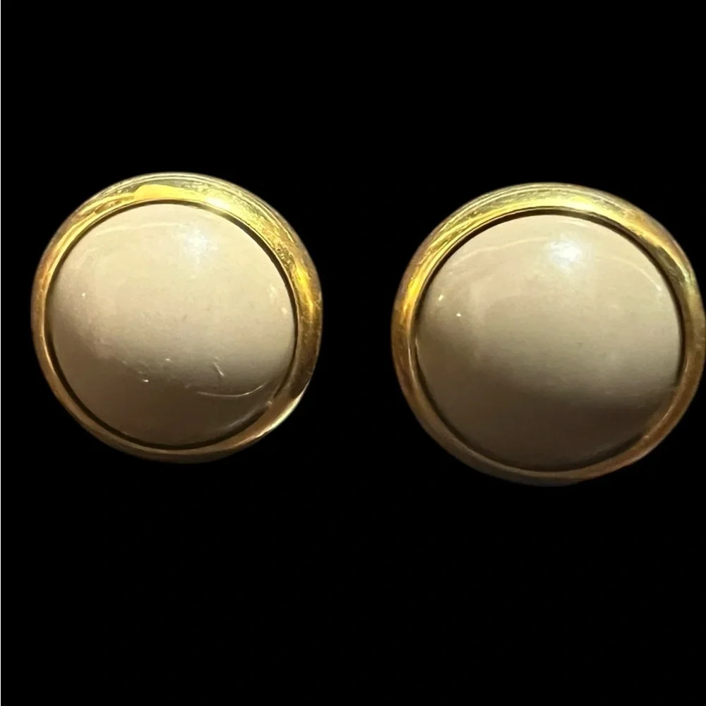 Elegant Gold and Taupe Eclipse Stud Earrings